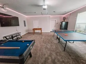 The Haven on Loveless Street with Game Room - Flint