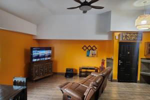 2 Bedroom Corner Penthouse Amazing Views of Chiang Mai and Doi Suthep