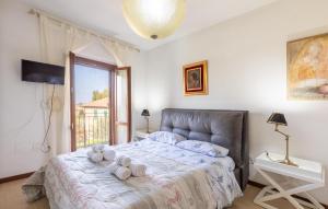 Lovely Home In Castiglione Del Lago