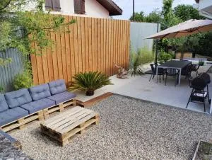 Maison neuve proche BORDEAUX 3 étoiles - Labarde