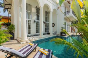 ELIVAAS 4 BHK Villa with Pvt Pool & Jacuzzi-Yashgeet