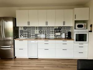 Appartements Appartement - St Brevin Les Pins - Hyper Centre - Fibre - Parking - Jusqu-a 6 personnes : photos des chambres