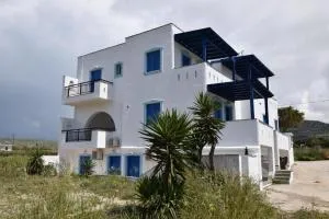 Palmos Self-Catering Apartment with sea view - Kastraki Naxou