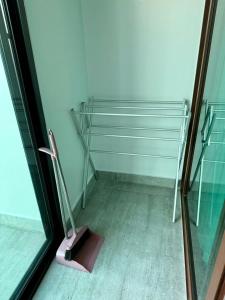 Deluxe Twin Bed Apartment by Renttini