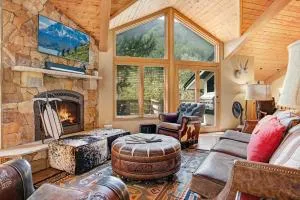 4515 BigHorn Road home - West Vail