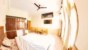 Hill down cafe and homestay - Kotla