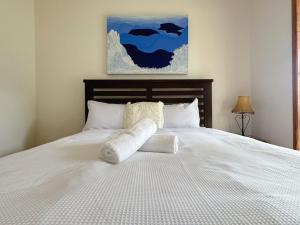 Seven Mile Beach House - 5 minutes to the Airport