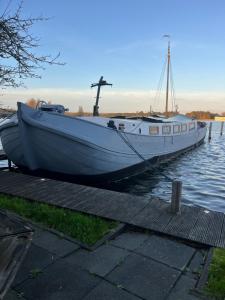 Unieke beleving op het water, de Prinsenboot.