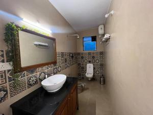 Modern 1BHK AC Apartment 500m to Cavelossim beach-Bonita