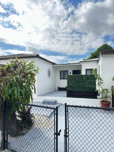 Artful Luxury in Miami Most Iconic Spot