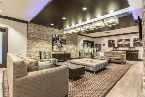 Quattro Hotel & Conf Centre, an Ascend Collection Hotel