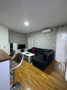 Stan_na_dan_Teslić - Jelah