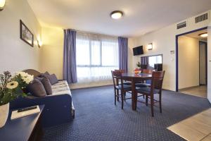 Hotels Comfort Aparthotel Carcassonne : photos des chambres