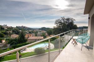 Appartements 4 pieces Luxe - Acces Piscine : photos des chambres