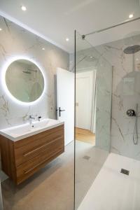 Appartements 4 pieces Luxe - Acces Piscine : photos des chambres