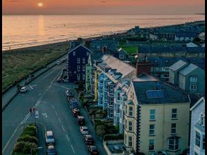 Barmouth beach ground level