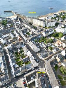 - KALON - CONCARNEAU - SALLE CINÉMA - PLAGE À 100m - VILLE CLOSE À PIEDS - WIFI - Center & beach within walking distance -