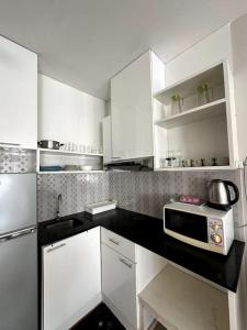 Сhic condo студия с бассейном