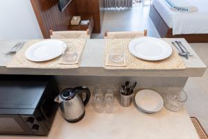 Ocean Breeze Studio Apartment by Seahorse Negombo