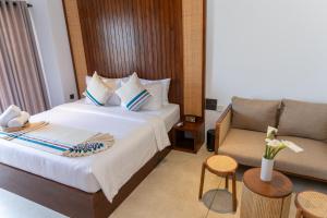 Ocean Breeze Studio Apartment by Seahorse Negombo