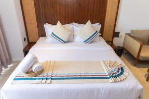 Ocean Breeze Studio Apartment by Seahorse Negombo