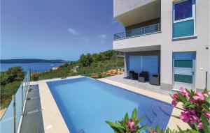 Cozy Home In Trogir With Wifi