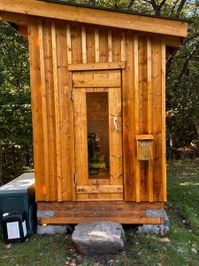 Farm Stay Happy Dogs Ranch