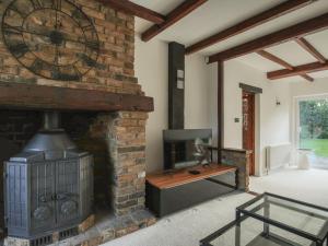 Idyllic Home in Picturesque Village of Wraysbury - Pass the Keys