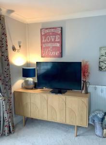 Lorton Villa with a Log Burner