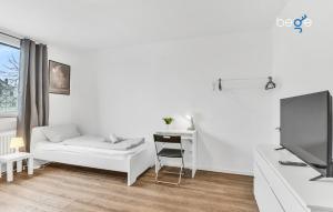 BEGE APARTMENTS Work Comfort