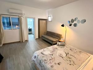 Akasa Flats Santisima Faz