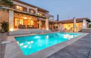 Lovely Home In Jadrija With Wifi