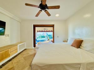 Residencia Frente al Mar con Jacuzzi y Vista a La Playa