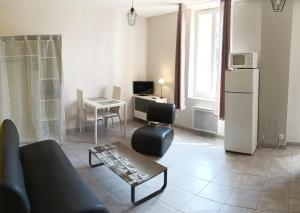 "Doux Refuge"-Meublé de Tourisme 3 étoiles -Résidence "Les Logis de Béziers"-Garage optionnel-Cœur de ville-Plages à 16km !