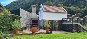 Mountain View Cottage