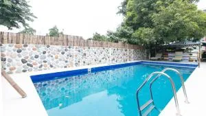 RedDoorz at DBuilders Rooms Lower Bicutan - Angono