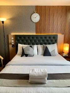 Luxe Condo near IT Park & Waterfront - Free use of Pool, Gym and Sauna