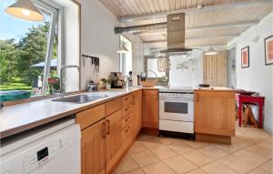 Stunning Home In Sejerø With Kitchen