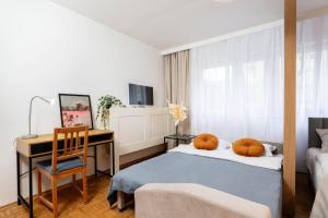 Lily Studios Wola Ratusz