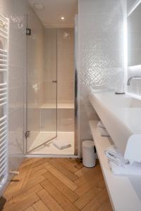 Hotels Hotel le XIX : Suite - Vue sur Ville