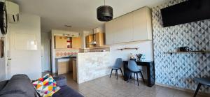 Beau T3 Central - Vue mer & Piscine - A Funtana