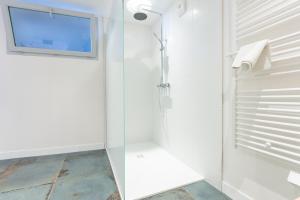 Grand Duplex avec Spa et Parking privé- 8 personnes