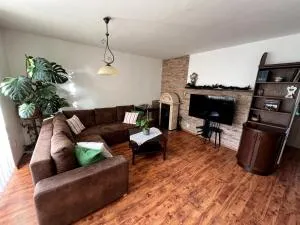 Apartmán pri Stanici - Trstené