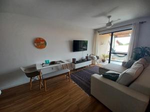 Segurança e conforto na Praia Brava a 100 do mar - Condomínio Curimã