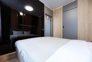 Nyvky Like Home - Файна Таун з басейном - Кв 3