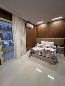 Royal Home Hotel
