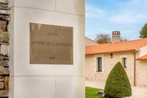 Villas Manoir de L-AUBINIERE : photos des chambres