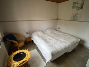 GRUBBE MØLLE, Lejlighed med eget køkken og bad