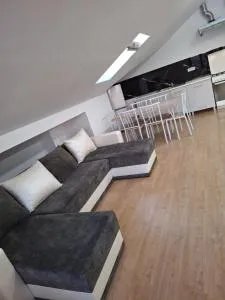 House Pro - 赛比什