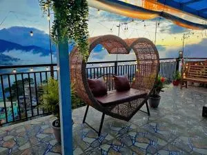 Mountain and Sunsetview Baguio Residences - Tuba